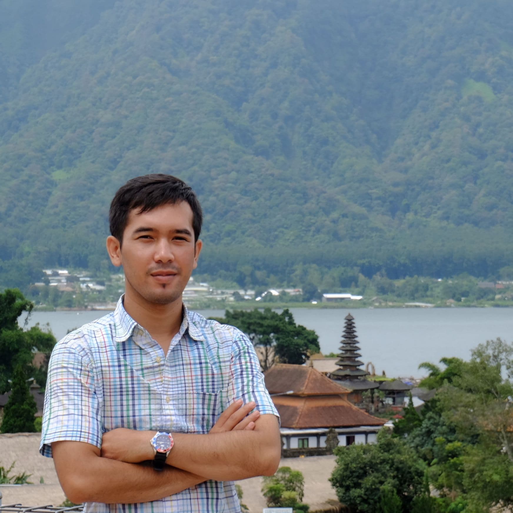 Wawa Wardil Hasan - Digital Strategy Specialist